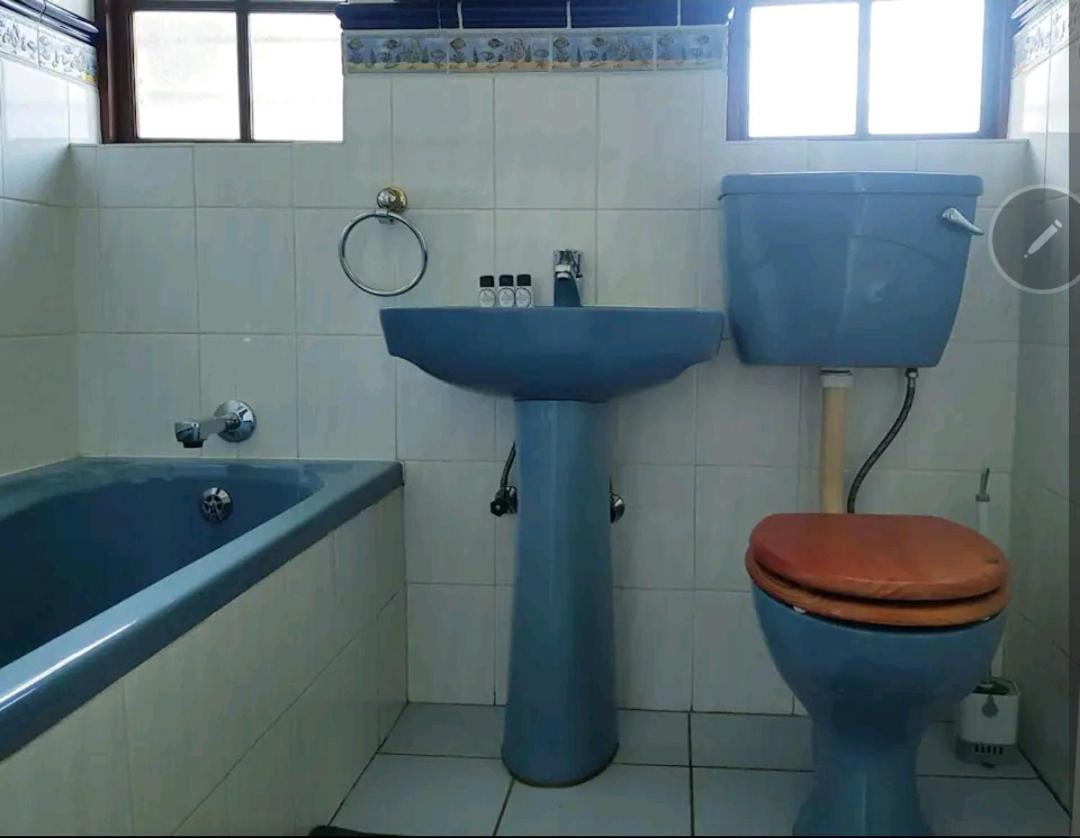 The Link Guest Lodge Kempton Park Ruang foto